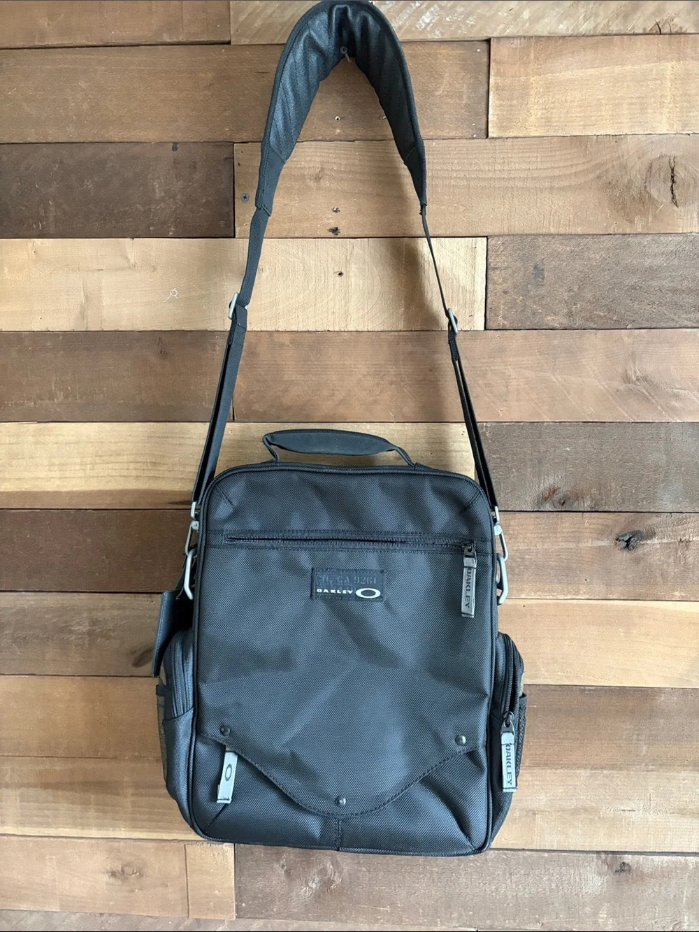 Vintage Oakley Camo Messenger/ Computer Bag Early 2000’s